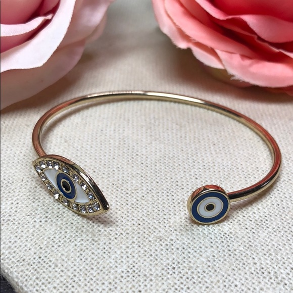 🧿 Gold Crystal Evil Eye Bangle Cuff Bracelet - Picture 3 of 7